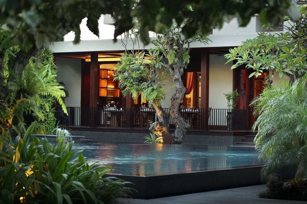 Awarta Nusa Dua Resort & Villas Exteriör bild